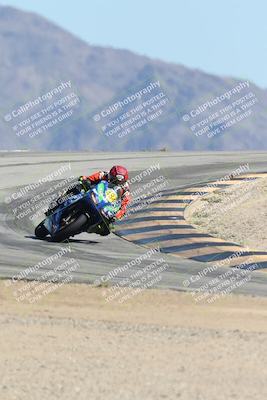 media/Oct-05-2025-CVMA (Sun) [[beeef4f201]]/Race 11-500-400(4)-350 Supersport/